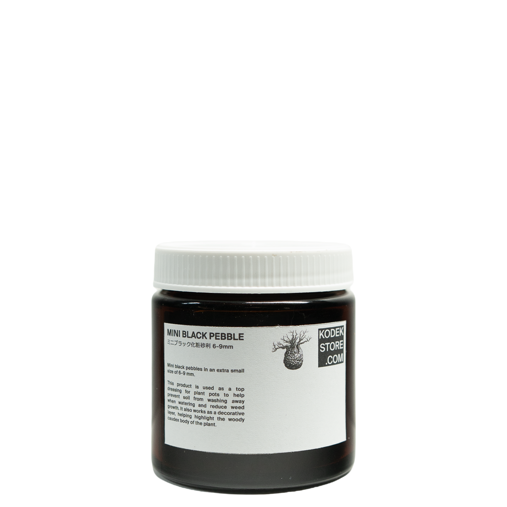 mini black pebble • top dressing